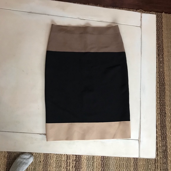 BCBGMaxAzria🍾color block bandage skirt - Picture 4 of 7